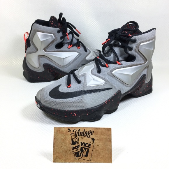 nike lebron james 13 Zilver